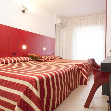 מולפטה Garden Hotel מראה חיצוני תמונה