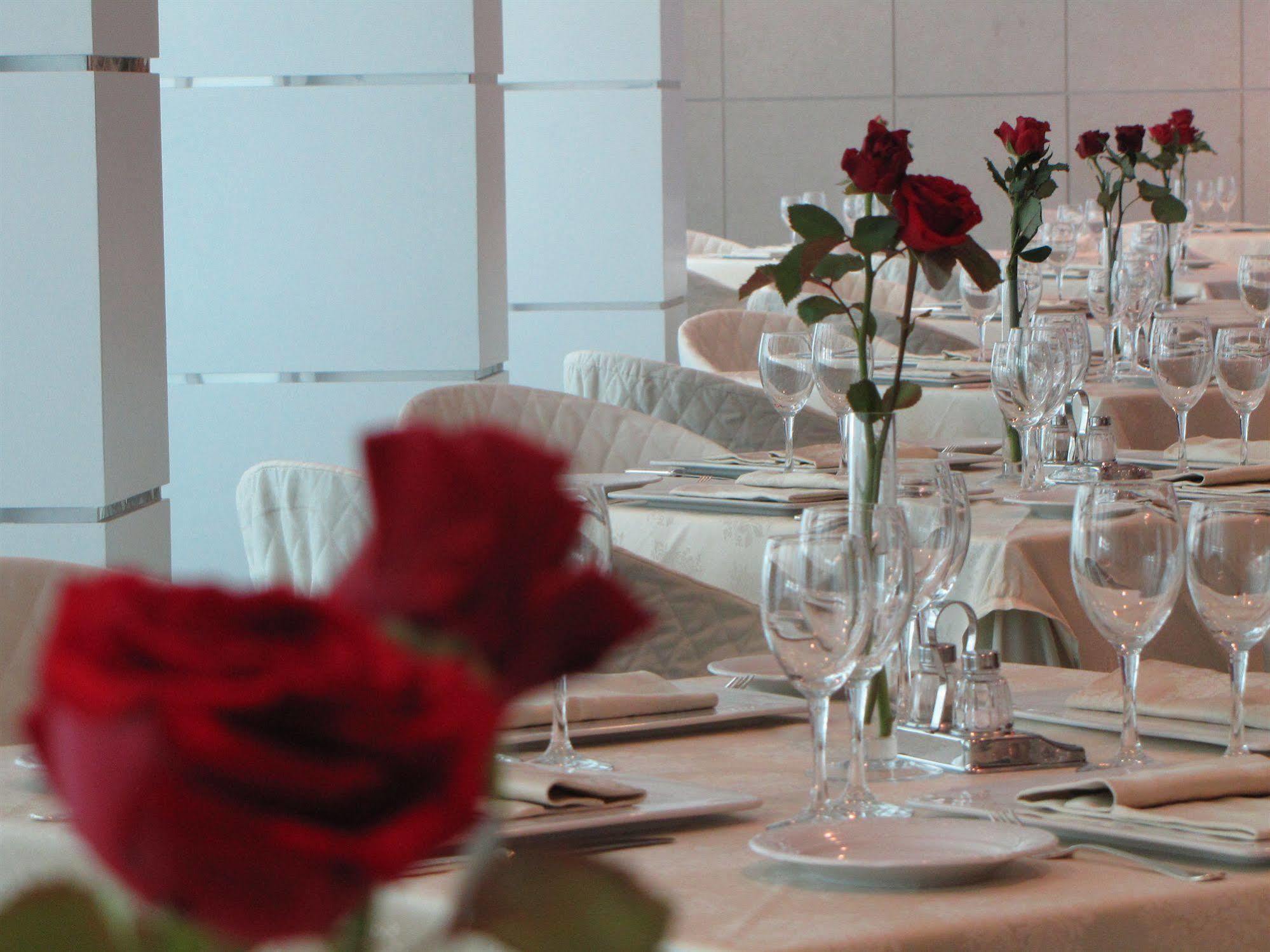 מולפטה Garden Hotel מראה חיצוני תמונה