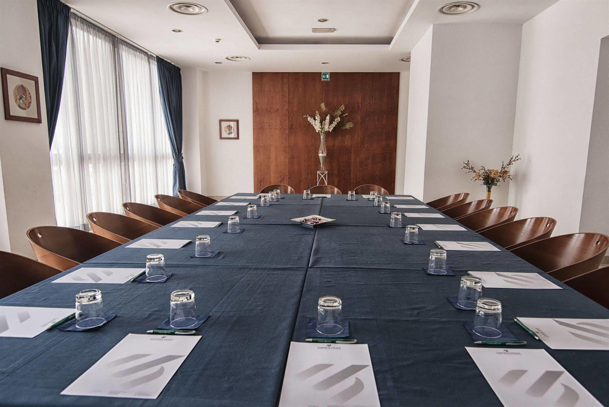 מולפטה Garden Hotel מראה חיצוני תמונה
