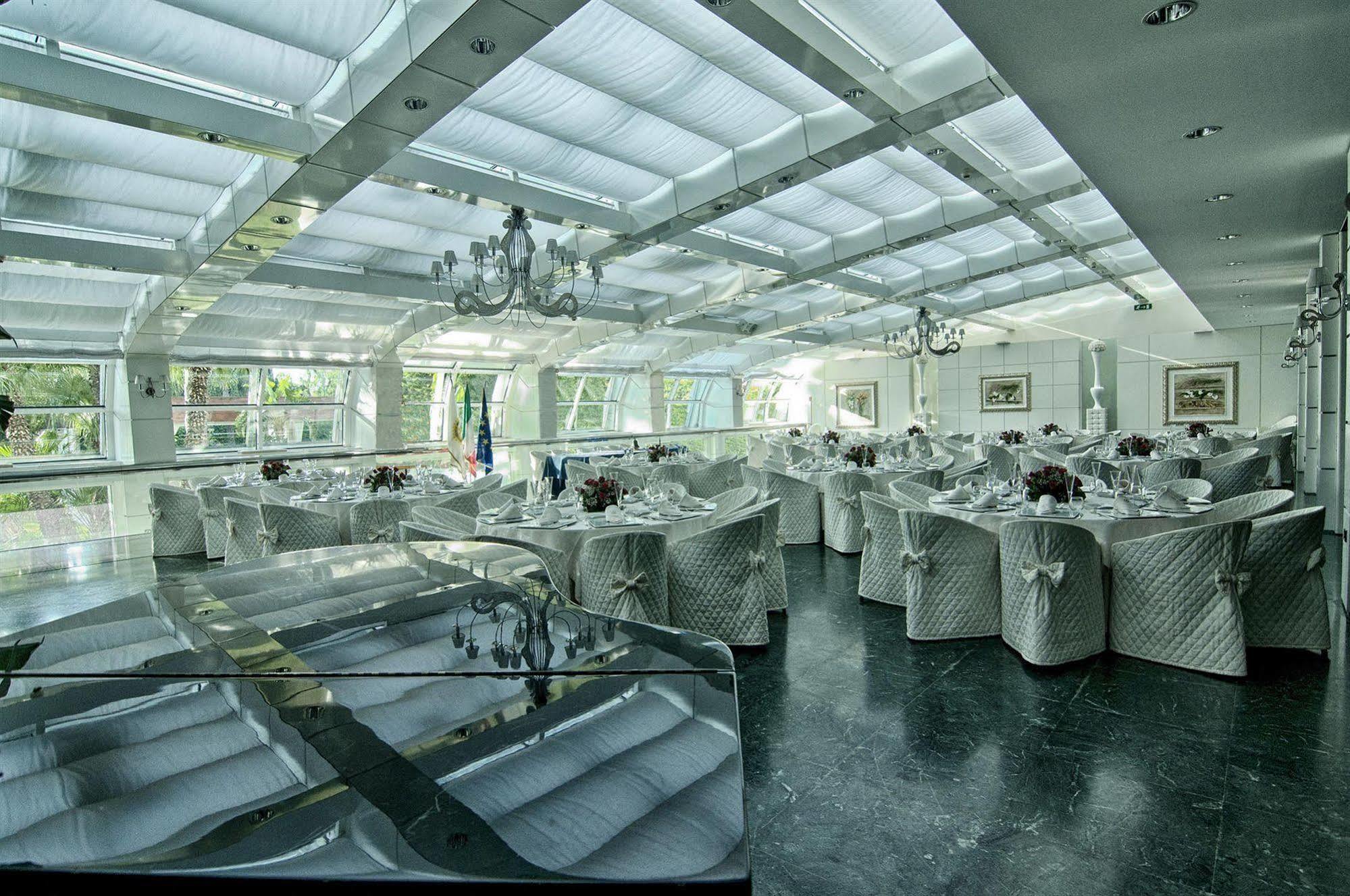 מולפטה Garden Hotel מראה חיצוני תמונה